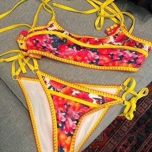 Hot bikini - worn once
